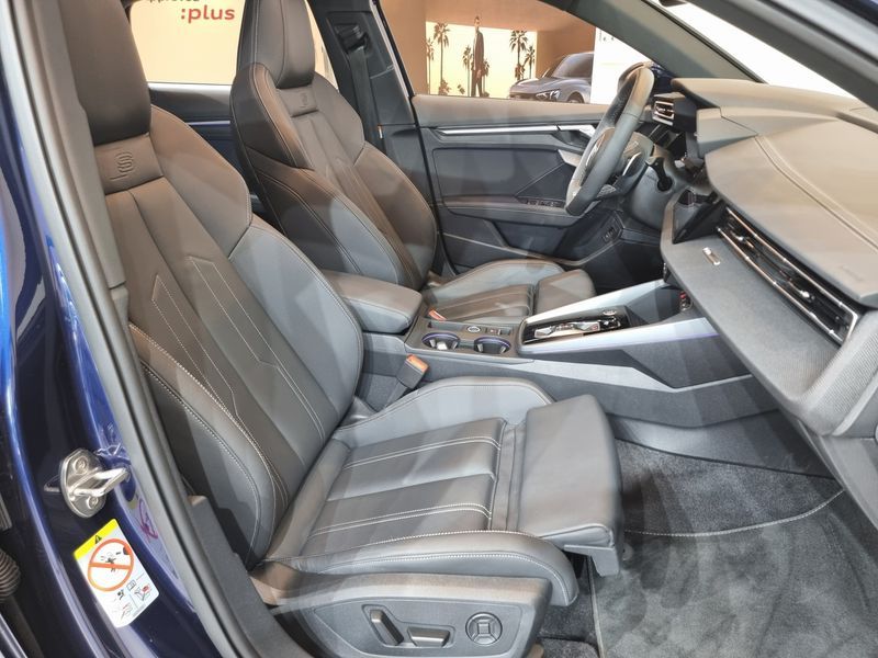 2025 Audi A3 40 TFSI Premium photo 11