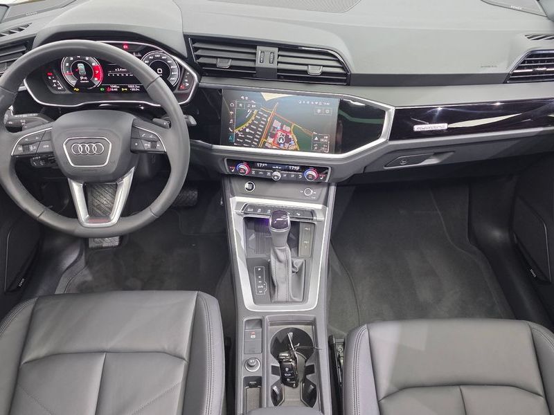2025 Audi Q3 40 TFSI Quattro Premium photo 7