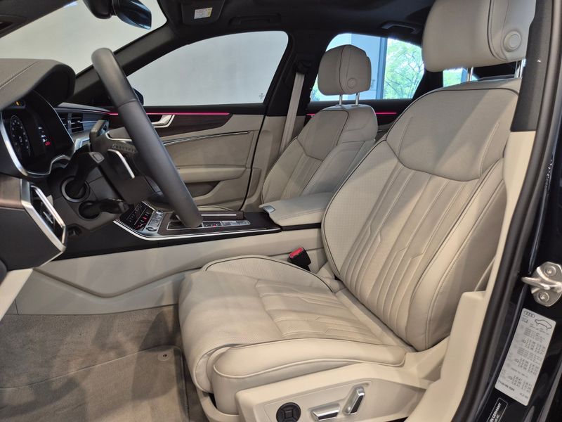 2025 Audi A6 45 TFSI Quattro Premium photo 10