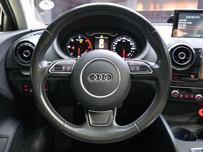 2014 Audi A3 2.0 TDI Dynamic 8V photo 13