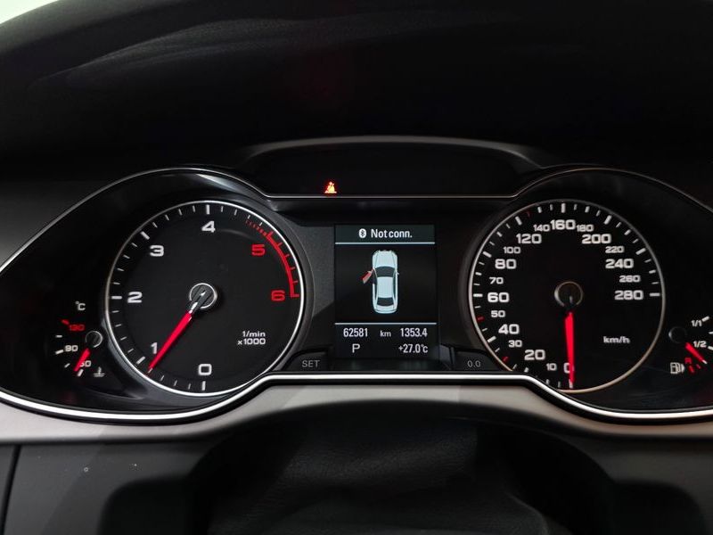 2013 Audi A4 2.0 TDI B8 photo 8