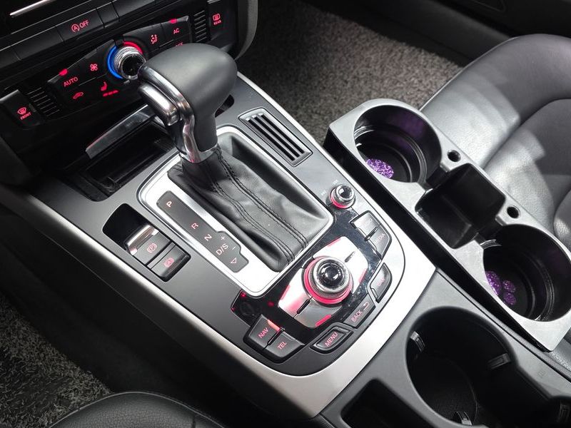 2013 Audi A4 2.0 TDI B8 photo 9