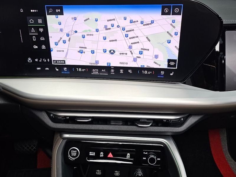 2025 Audi Q5 40 TFSI Quattro S Line photo 14