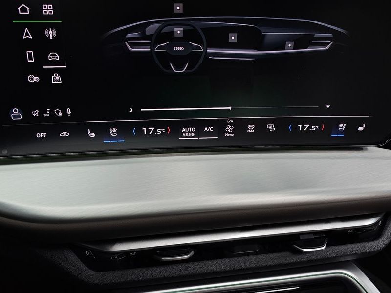 2025 Audi Q5 40 TFSI Quattro S Line photo 27