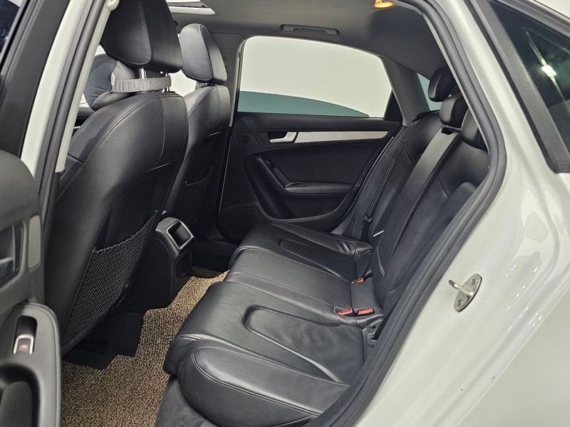2015 Audi A4 30 TDI Dynamic B8 photo 12