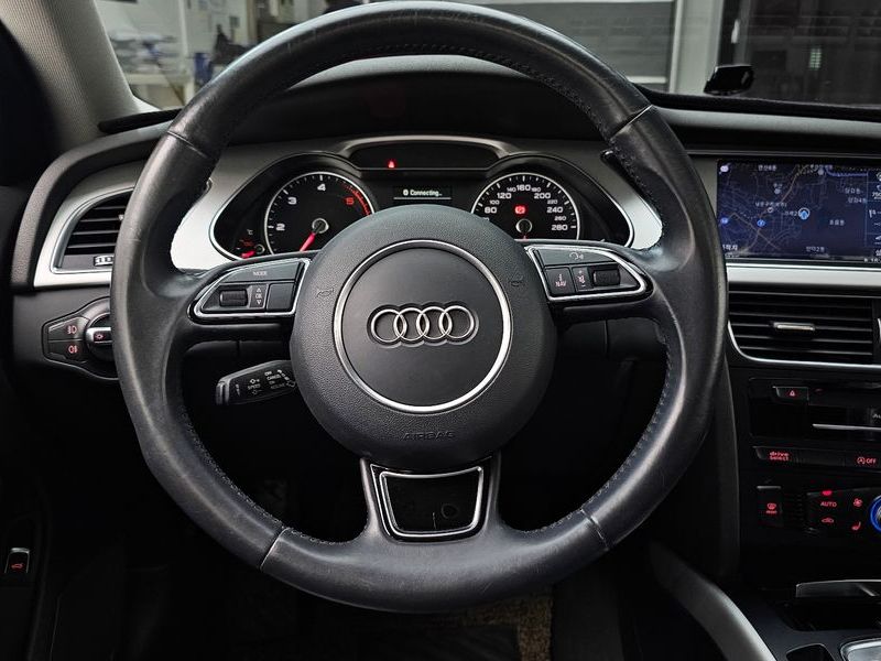 2015 Audi A4 30 TDI Dynamic B8 photo 13