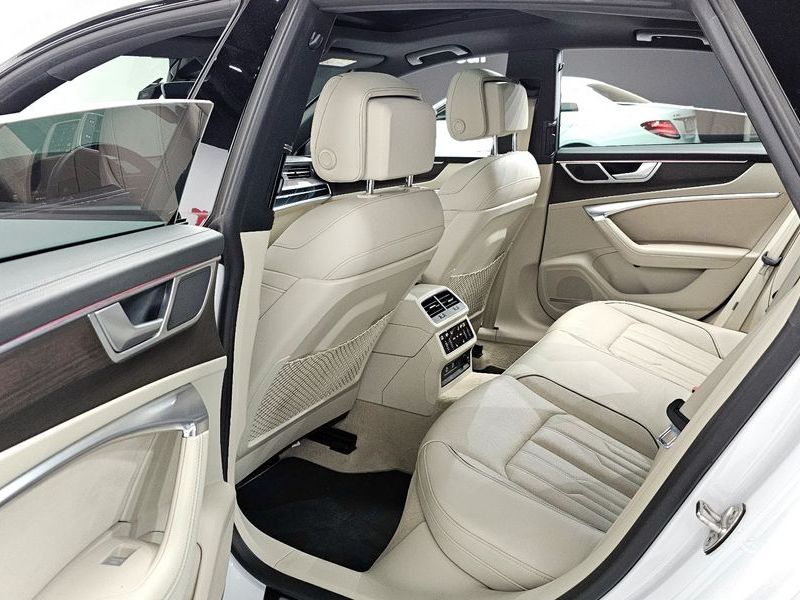 2022 Audi A7 50 TDI Quattrp Premium photo 11