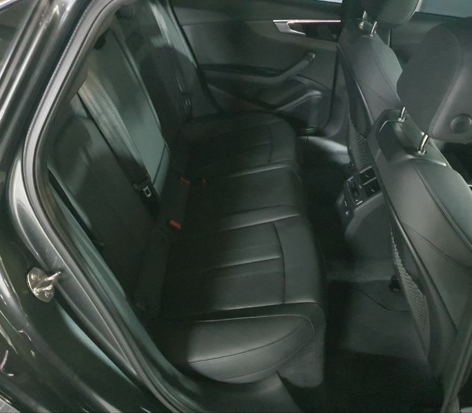 2023 Audi A4 35 TDI Premium photo 11