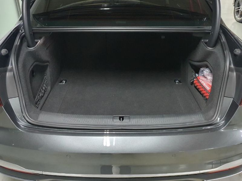 2023 Audi A4 35 TDI Premium photo 20