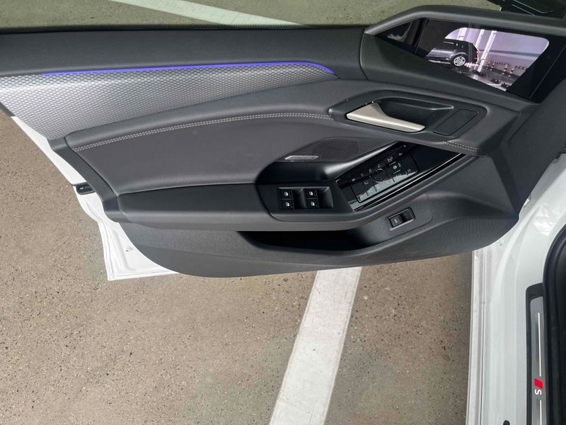 2025 Audi A6 Performance S line photo 11