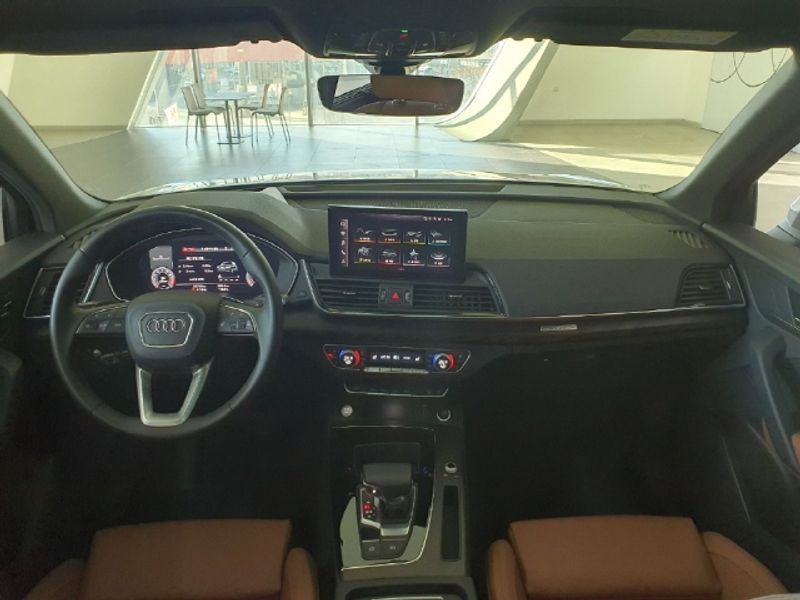 2023 Audi Q5 45 TFSI Quattro Premium Sportback photo 7