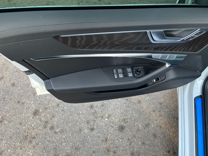 2023 Audi A6 40 TDI Premium photo 12