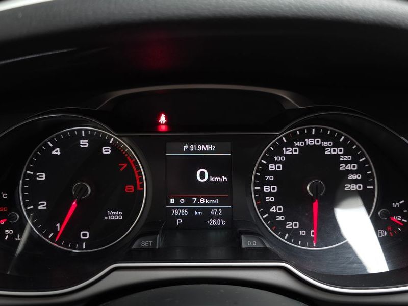 2014 Audi A4 2.0 TFSI Quattro Dynamic B8 photo 8
