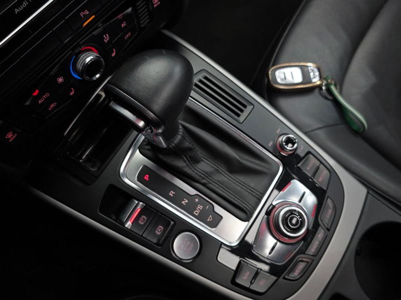 2014 Audi A4 2.0 TFSI Quattro Dynamic B8 photo 9