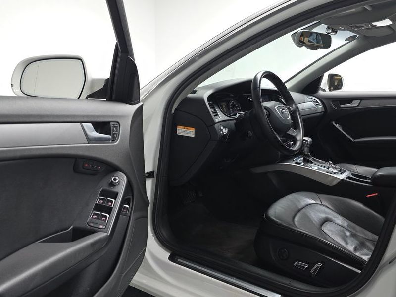 2014 Audi A4 2.0 TFSI Quattro Dynamic B8 photo 10