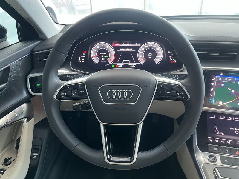 2023 Audi A6 45 TFSI photo 11