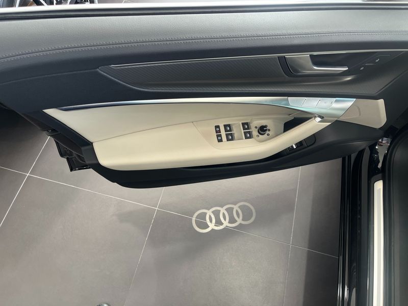 2023 Audi A6 45 TFSI photo 12