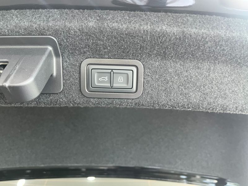 2023 Audi A6 45 TFSI photo 19