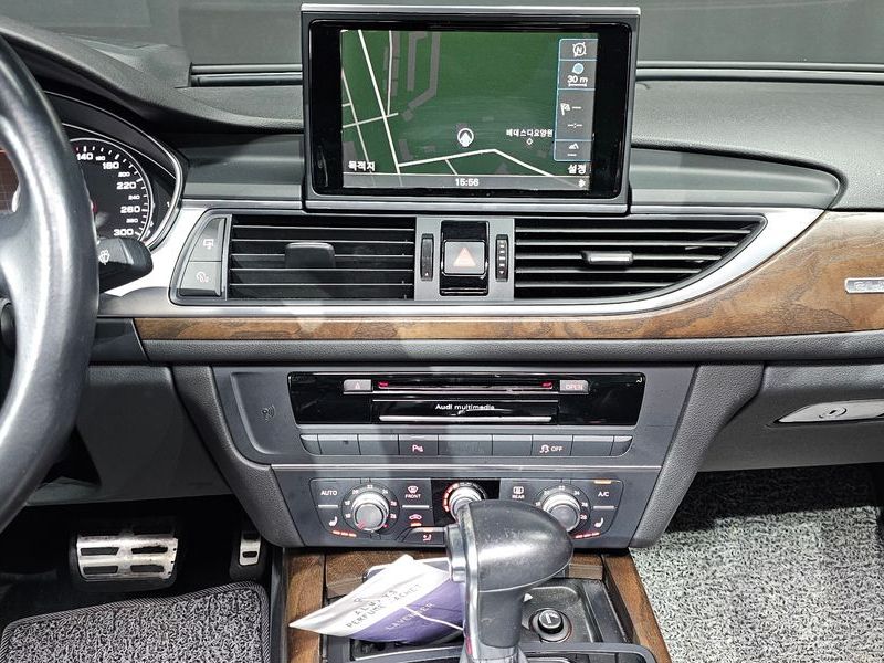 2015 Audi A6 40 TFSI Quattro Dynamic C7 photo 12
