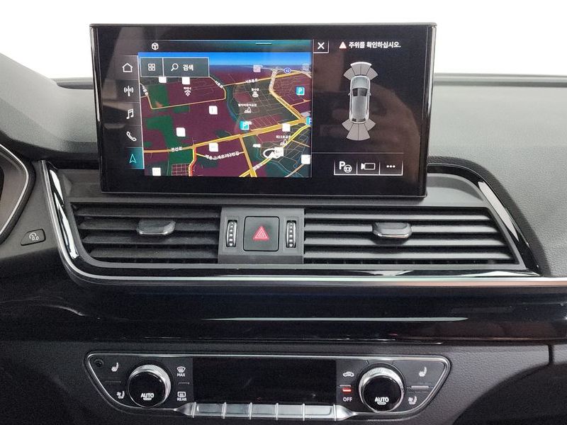 2021 Audi Q5 45 TFSI Quattro Premium photo 14