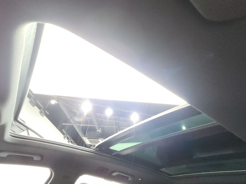 2021 Audi Q5 45 TFSI Quattro Premium photo 18