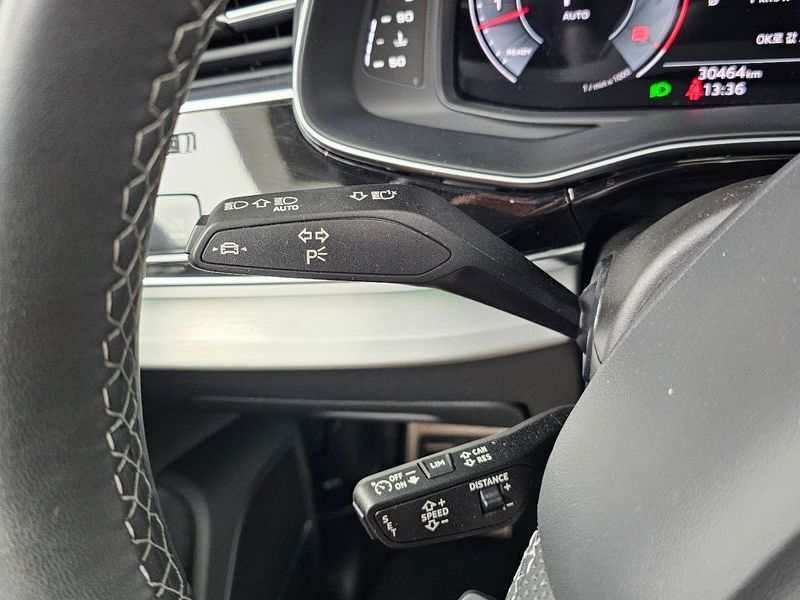 2023 Audi Q8 55 TFSI Quattro Premium photo 28