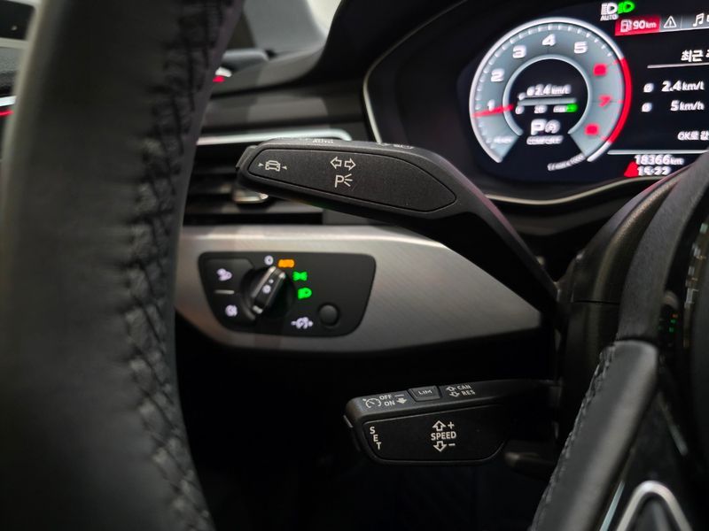 2023 Audi A4 40 TFSI photo 16