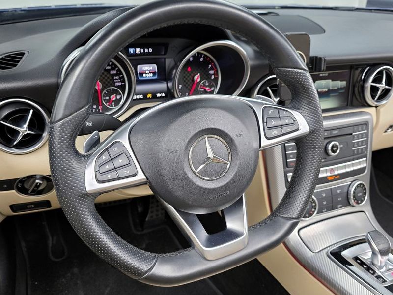 2017 Mercedes-Benz C-Class SLC200 photo 12