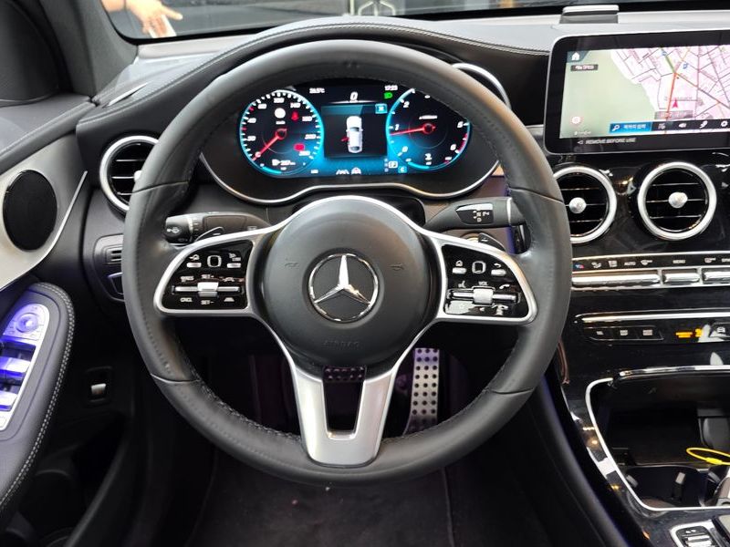 2022 Mercedes-Benz C-Class GLC220 d 4MATIC Coupe photo 13