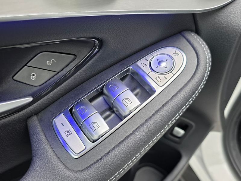 2022 Mercedes-Benz C-Class GLC220 d 4MATIC Coupe photo 27