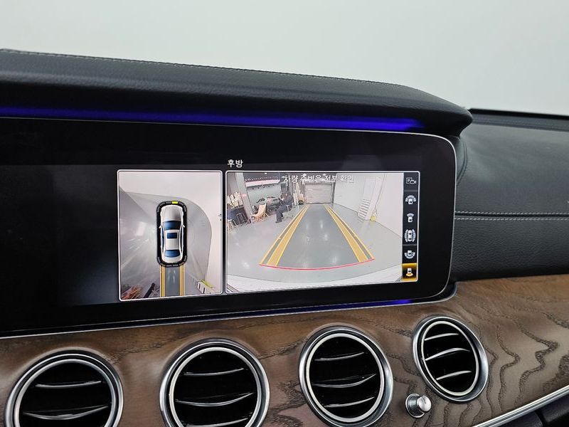 2018 Mercedes-Benz E-Class E300 Exclusive photo 14