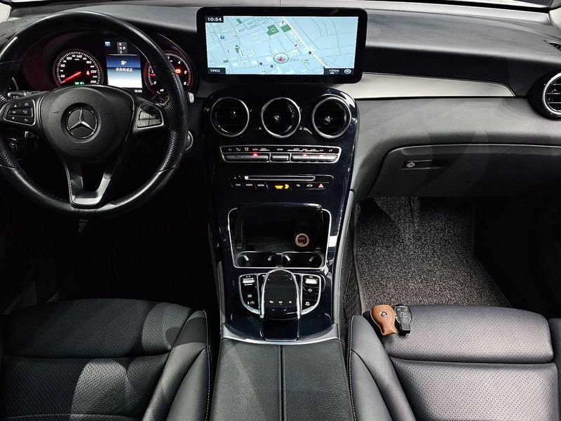 2018 Mercedes-Benz C-Class GLC220 d 4MATIC Coupe photo 7