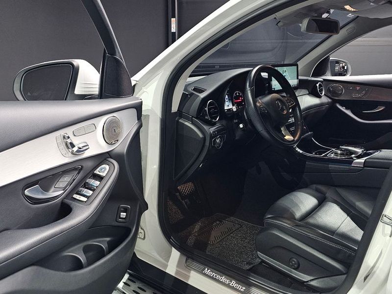 2018 Mercedes-Benz C-Class GLC220 d 4MATIC Coupe photo 10