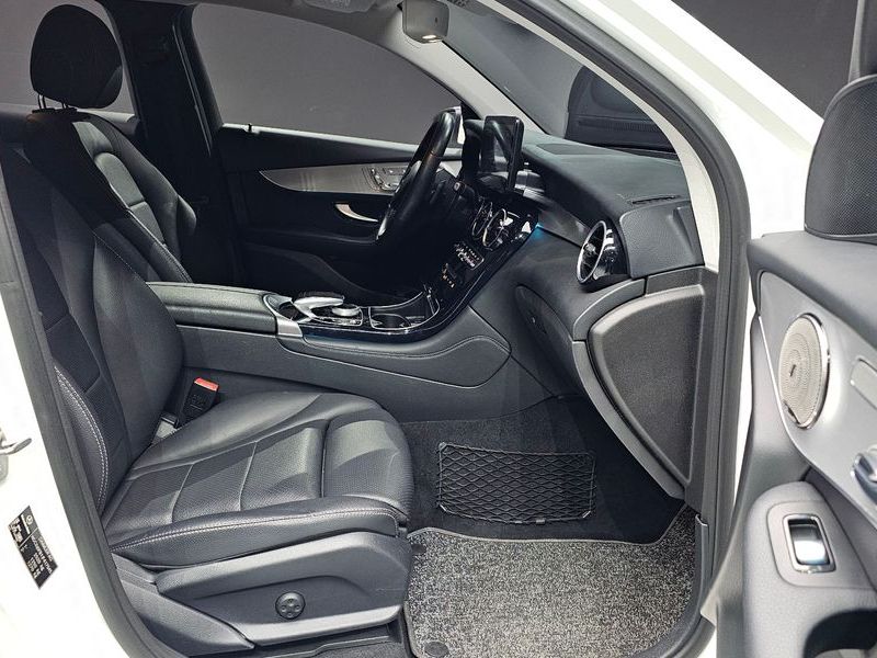 2018 Mercedes-Benz C-Class GLC220 d 4MATIC Coupe photo 26