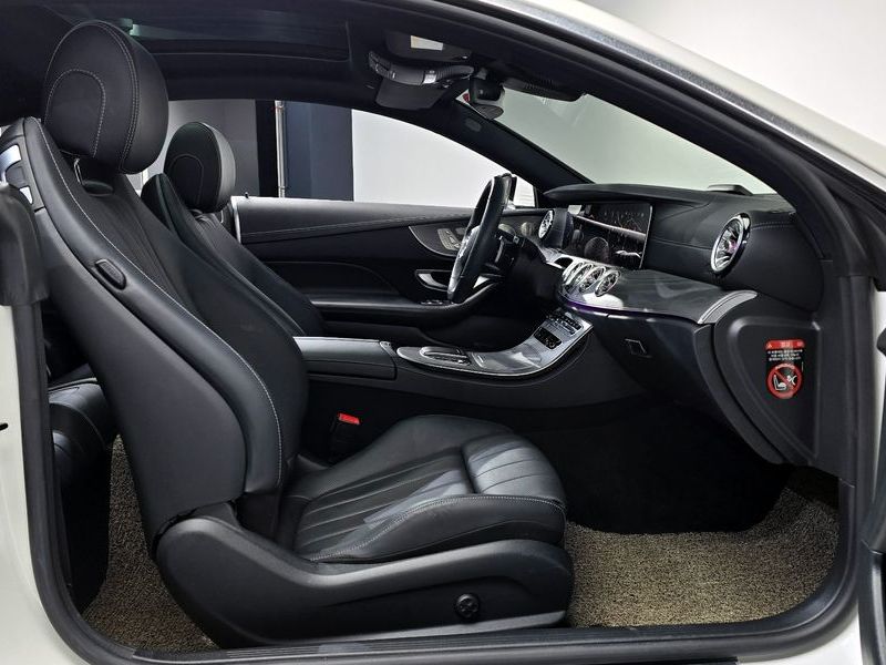 2022 Mercedes-Benz E-Class E450 4MATIC Coupe photo 26
