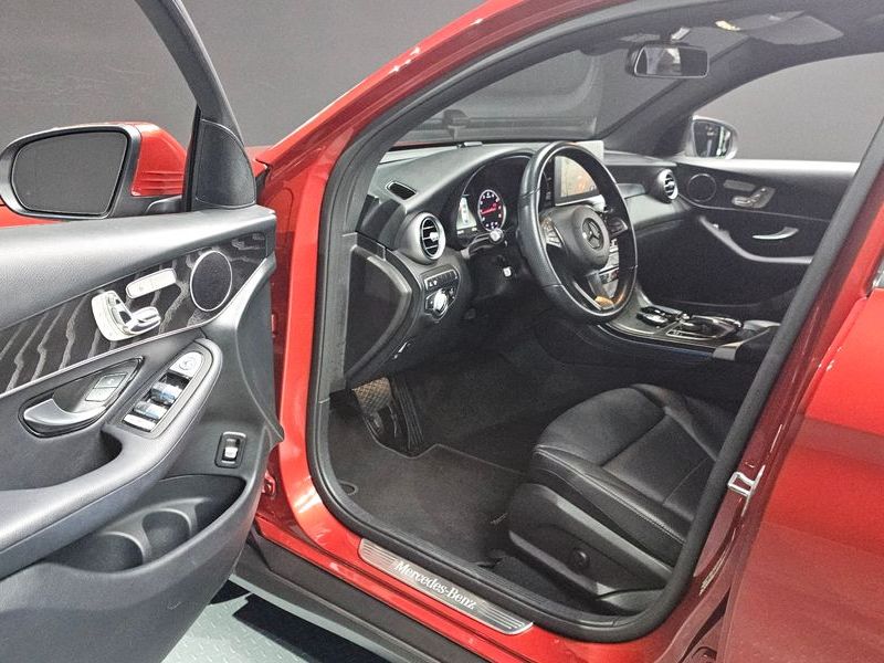 2019 Mercedes-Benz C-Class GCL300 4MATIC Coupe photo 10