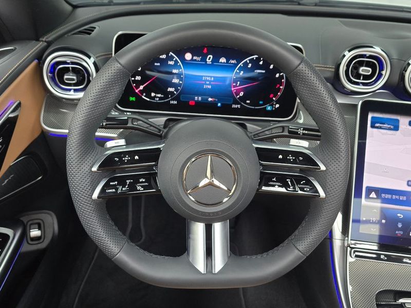 2026 Mercedes-Benz E-Class CLE200 Cabriolet photo 12