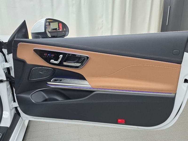 2026 Mercedes-Benz E-Class CLE200 Cabriolet photo 25