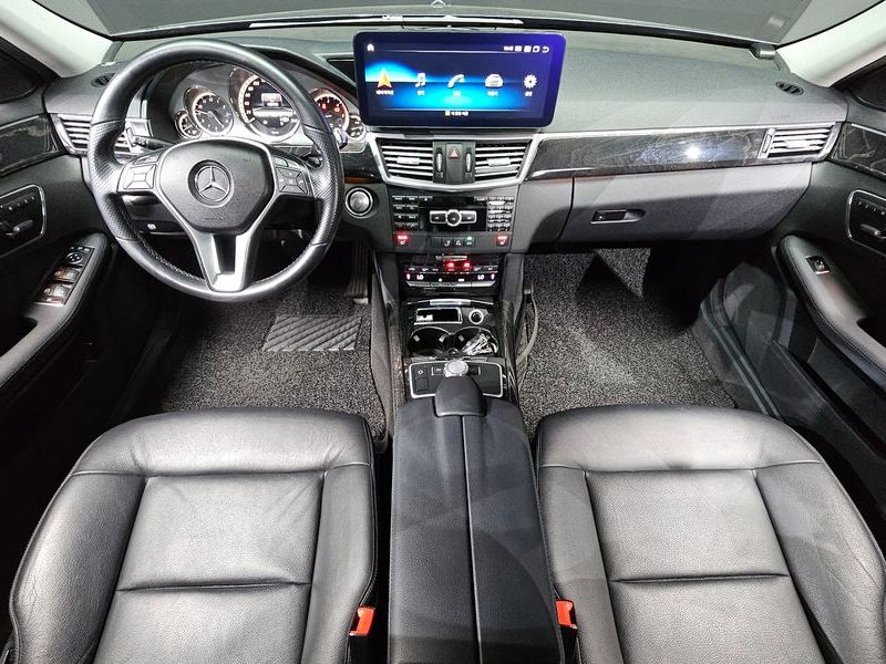 2013 Mercedes-Benz E-Class E220 CDI Avantgarde photo 7