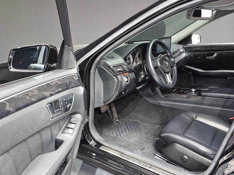 2013 Mercedes-Benz E-Class E220 CDI Avantgarde photo 10