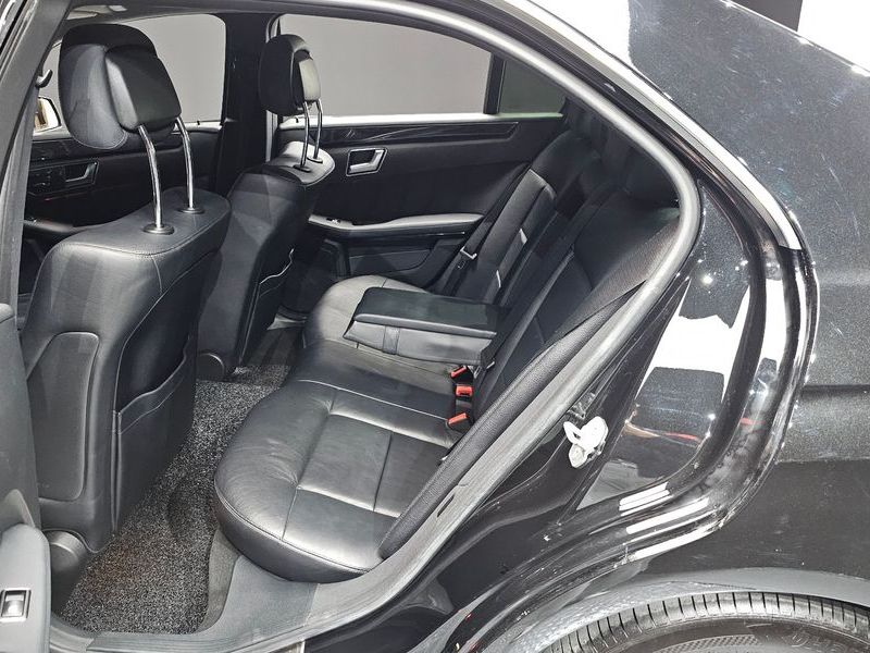 2013 Mercedes-Benz E-Class E220 CDI Avantgarde photo 12