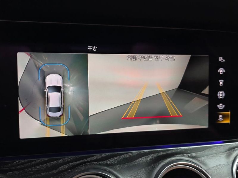 2021 Mercedes-Benz E-Class E350 4MATIC AMG Line photo 16