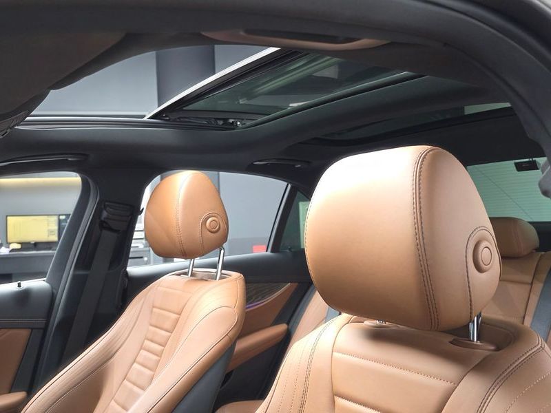 2021 Mercedes-Benz E-Class E350 4MATIC AMG Line photo 18