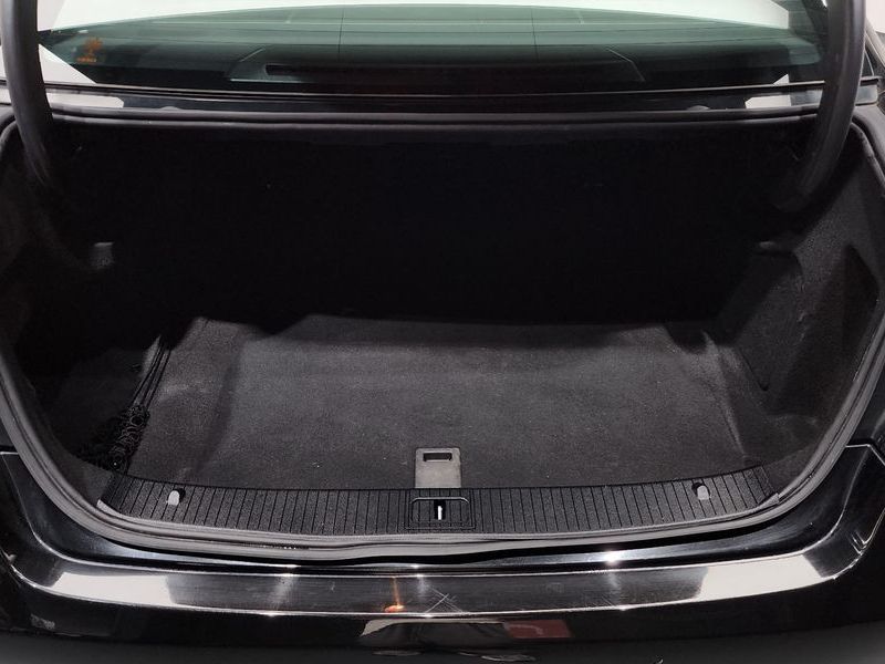 2016 Mercedes-Benz E-Class E220 Bluetec Avantgarde Sport photo 20