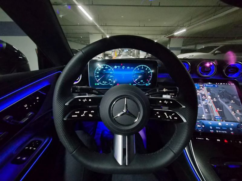 2026 Mercedes-Benz E-Class CLE200 Coupe photo 11