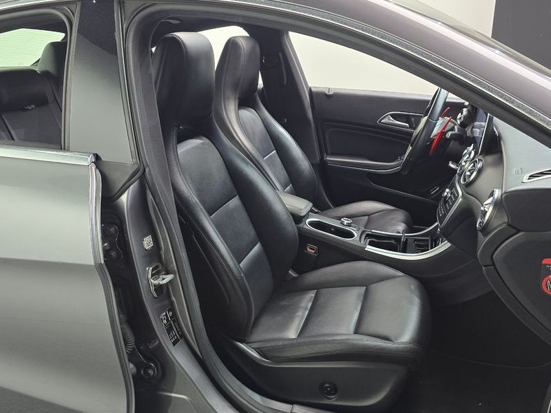 2014 Mercedes-Benz A-Class CLA200 CDI photo 12