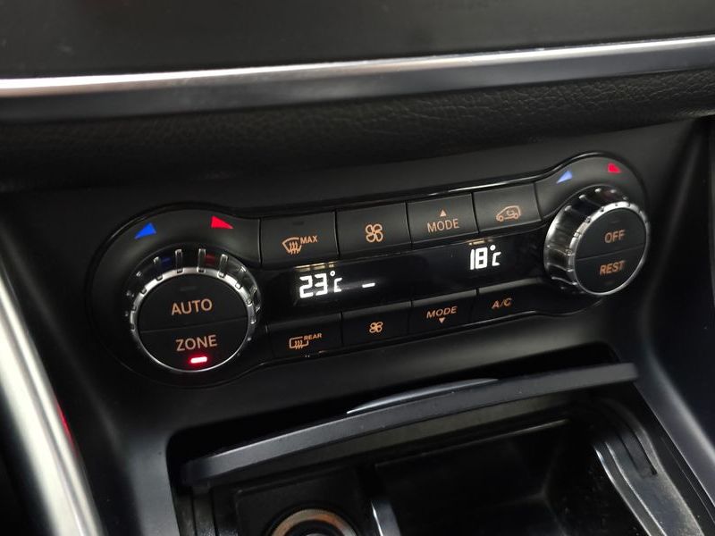 2014 Mercedes-Benz A-Class CLA200 CDI photo 17