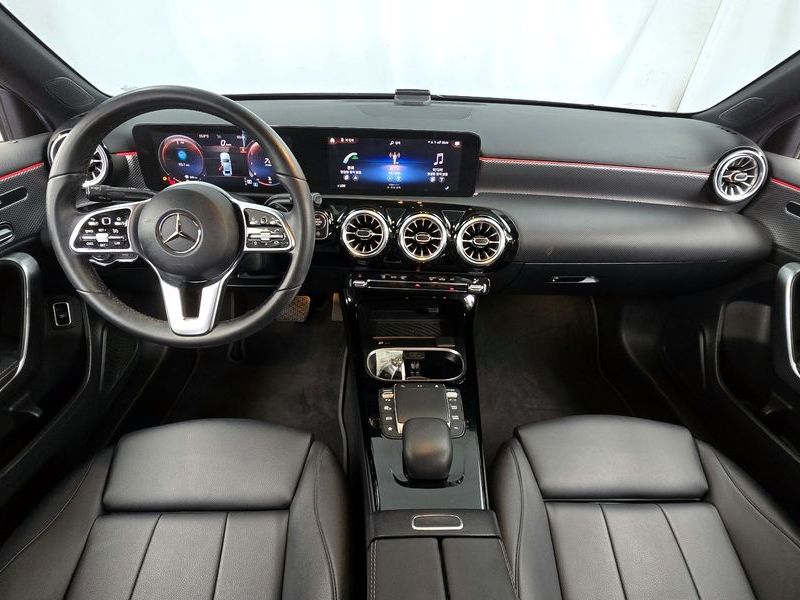 2021 Mercedes-Benz A-Class A220 Sedan photo 7