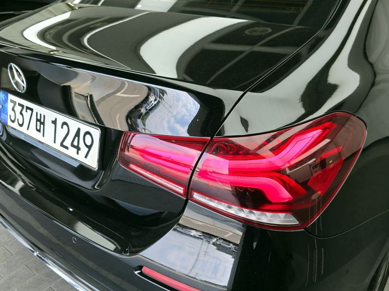 2021 Mercedes-Benz A-Class A220 Sedan photo 23
