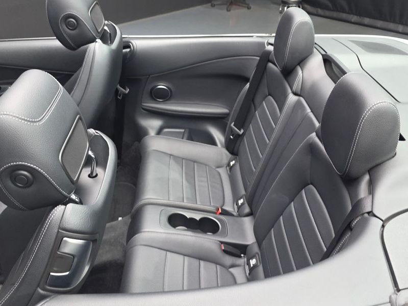 2019 Mercedes-Benz C-Class C200 Cabriolet photo 12